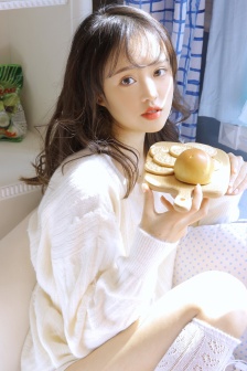佟丽娅台长